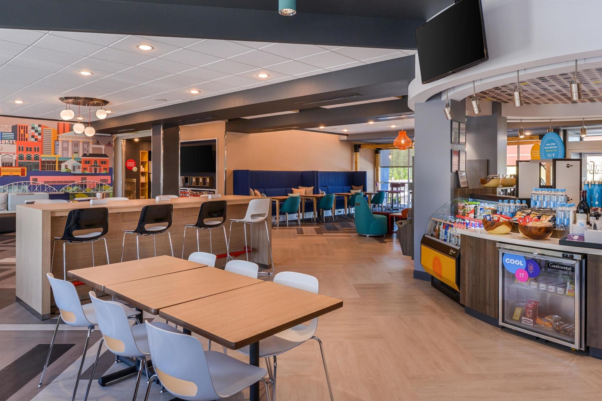 Hotel Tru By Hilton West 3*